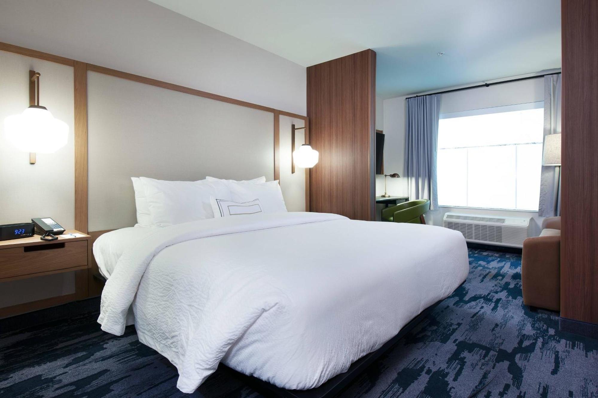 Отель Fairfield By Marriott Pittsburgh Downtown Экстерьер фото